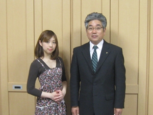 平成24年4月16日　NaO氏来庁